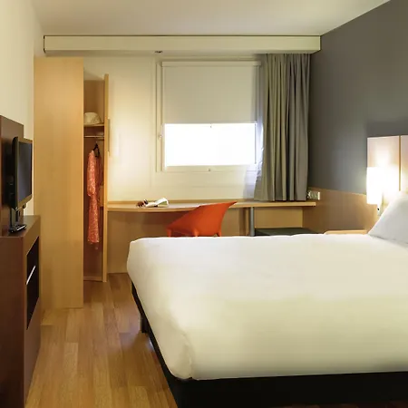Ibis Kurfuerstendamm Hotell 3*