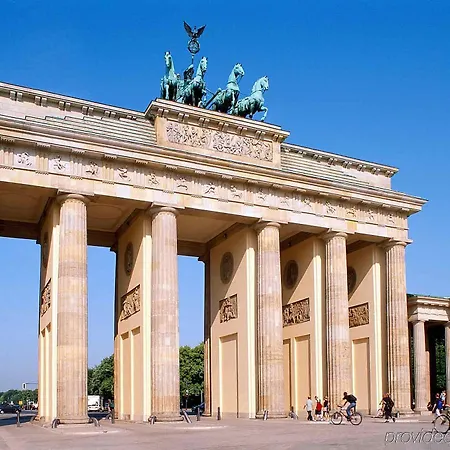 Ibis Kurfuerstendamm 3*