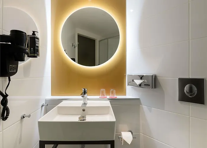 Hotel Ibis Kurfuerstendamm 3*