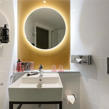 Hotel Ibis Kurfuerstendamm 3*
